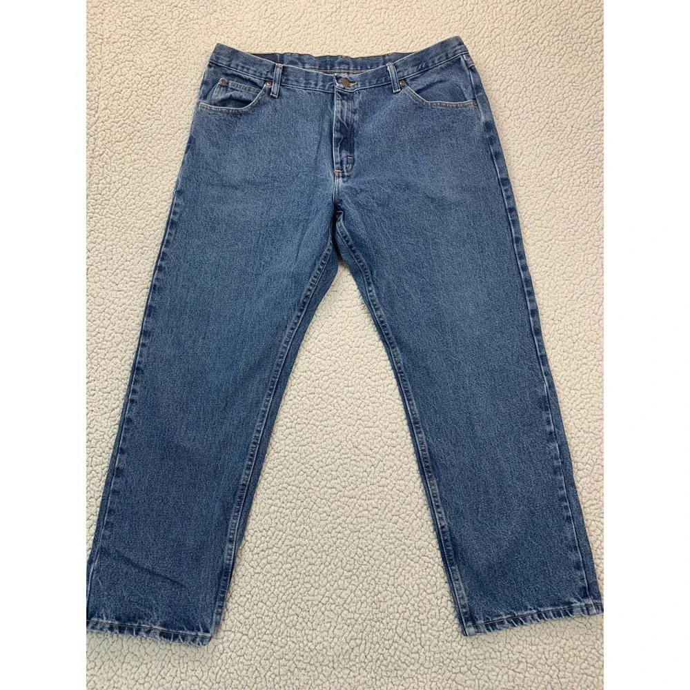 Wrangler‎ Jeans Mens 38x30 Blue Medium Wash Straight Leg 100% Cotton Denim